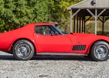 AutoHunter Spotlight: 1971 Chevrolet Corvette Stingray Coupe