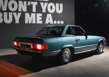 A 42-Mile 1982 Mercedes-Benz 500 SL Exists