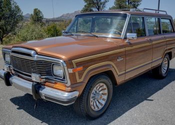 Pick of the Day: 1985 Jeep Grand Wagoneer