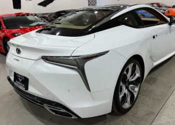Pick of the Day: 2018 Lexus LC500