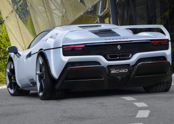 Ferrari SC40: One-off tribute to F40 unveiled